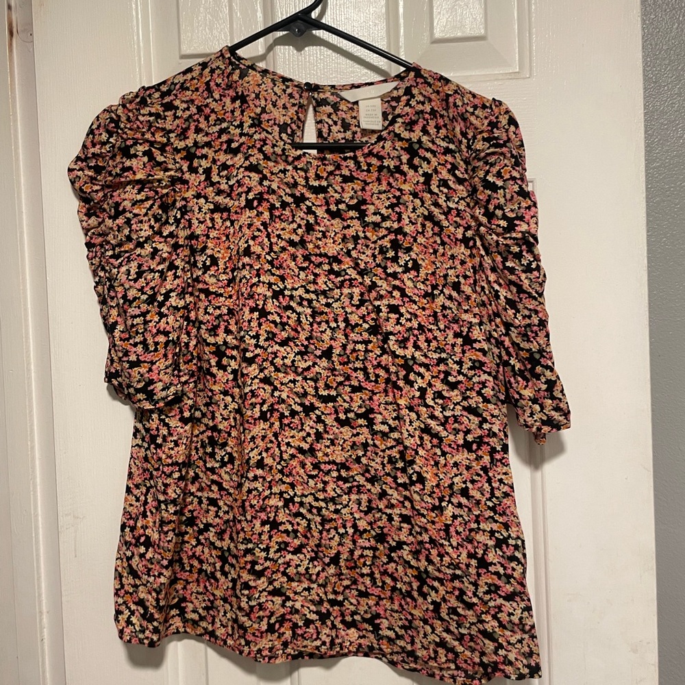 H&M flora blouse